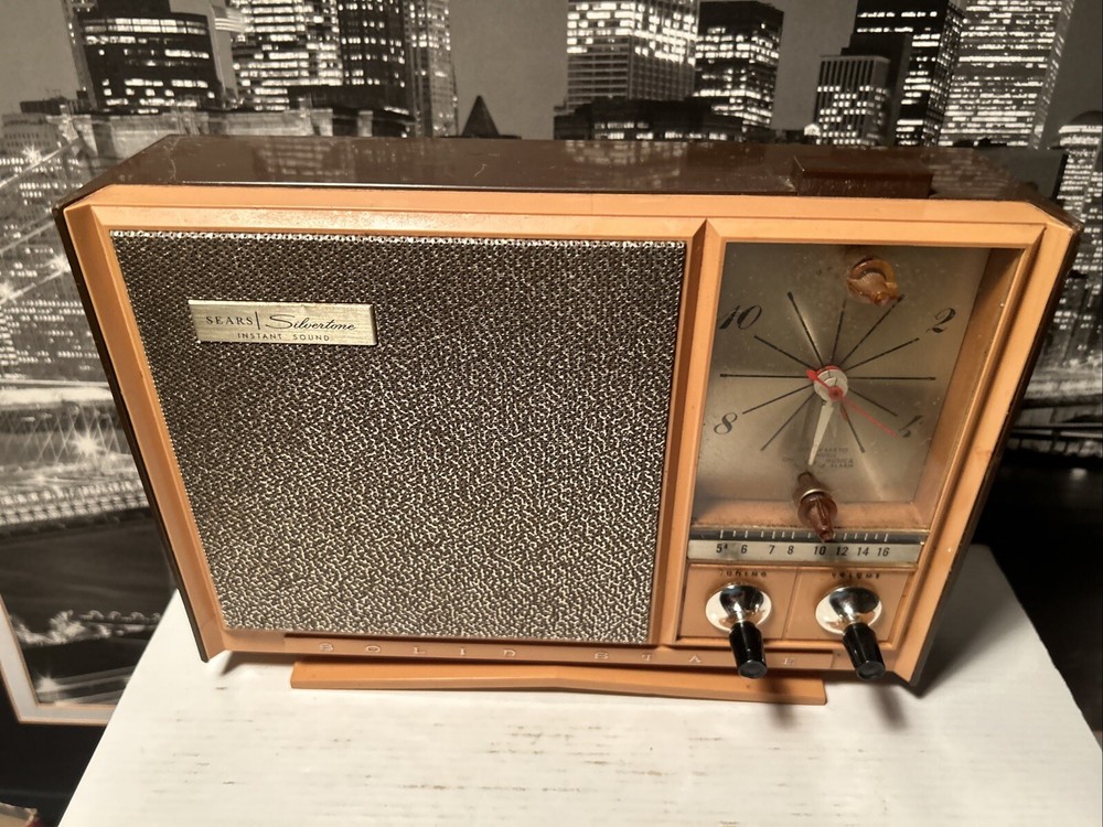 vtg 1966 sears silvertone solid state transistor radio Alarm Clock tested *Read*