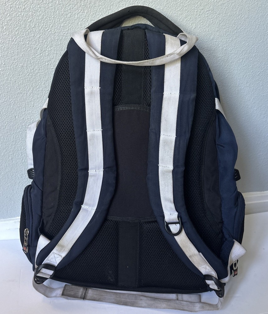 SwissGear Commute Deluxe Laptop Backpack