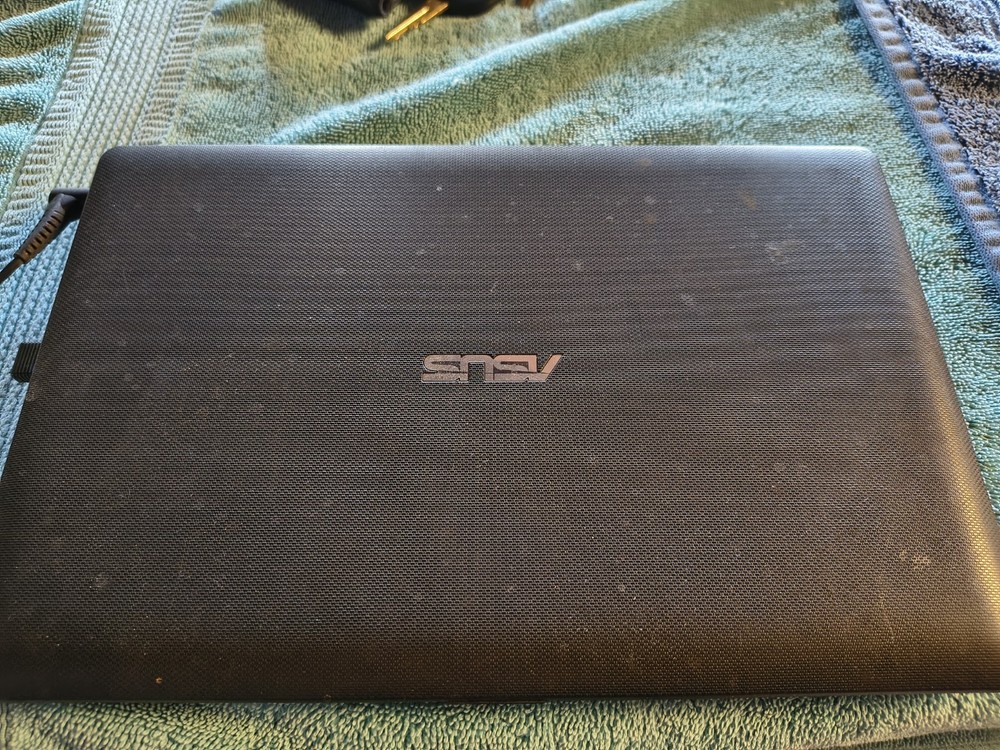 Asus Computer With John Bean Visualiner Pro32 Program For Wheel Alignment