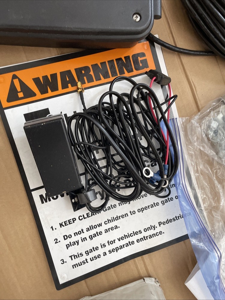 Mighty Mule MM372W Automatic Dual Smart Gate Opener