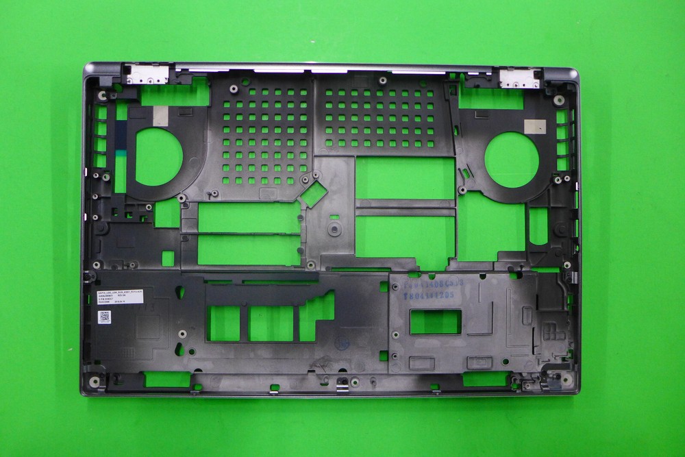 NEW Dell Precision 7530 Bottom Base Chassis Assembly V9DC7