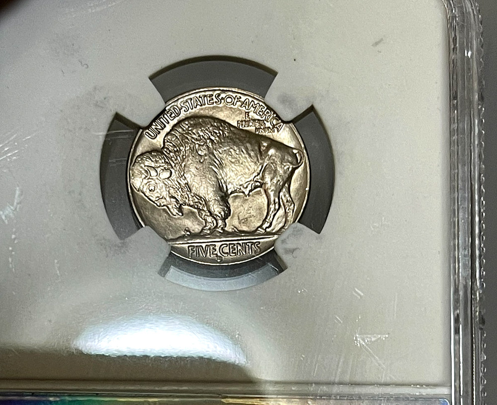 1938-D BUFFALO NICKEL SLABBED HIGH GRADE!