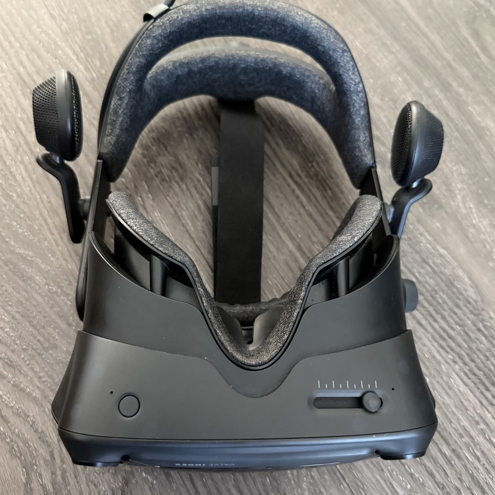 Valve Index VR Virtual Reality HMD Headset Only Complete - Tested W/ Extras