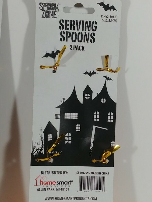 Homesmart Spook Zone Halloween Serving Spoons 2 pack Black skull/crossbones