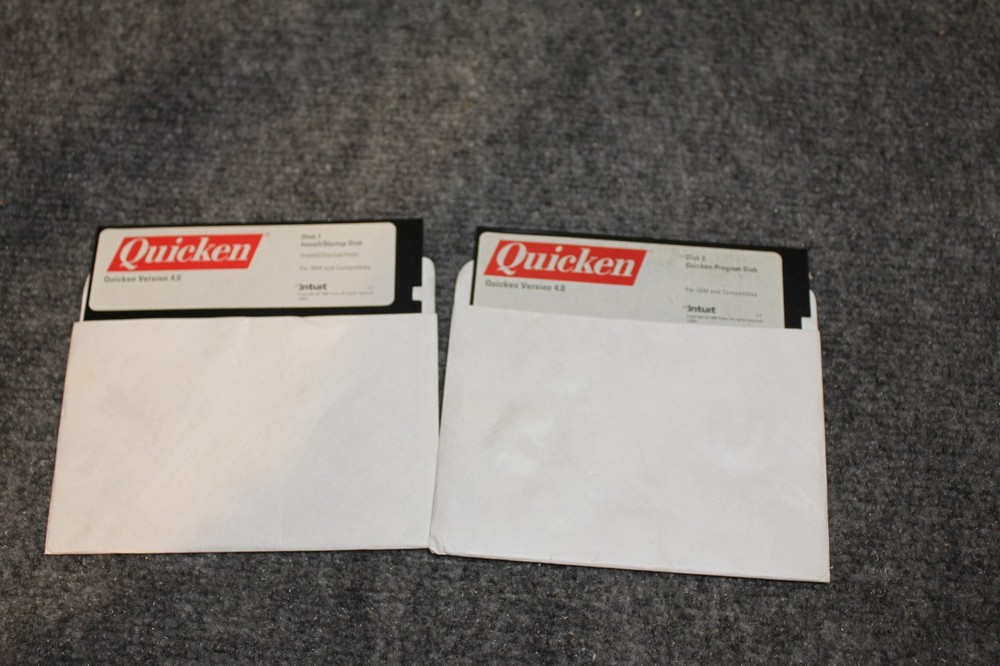 Vintage Quicken Version 4.0 5.25" Floppy Disk for IBM Computers 1990