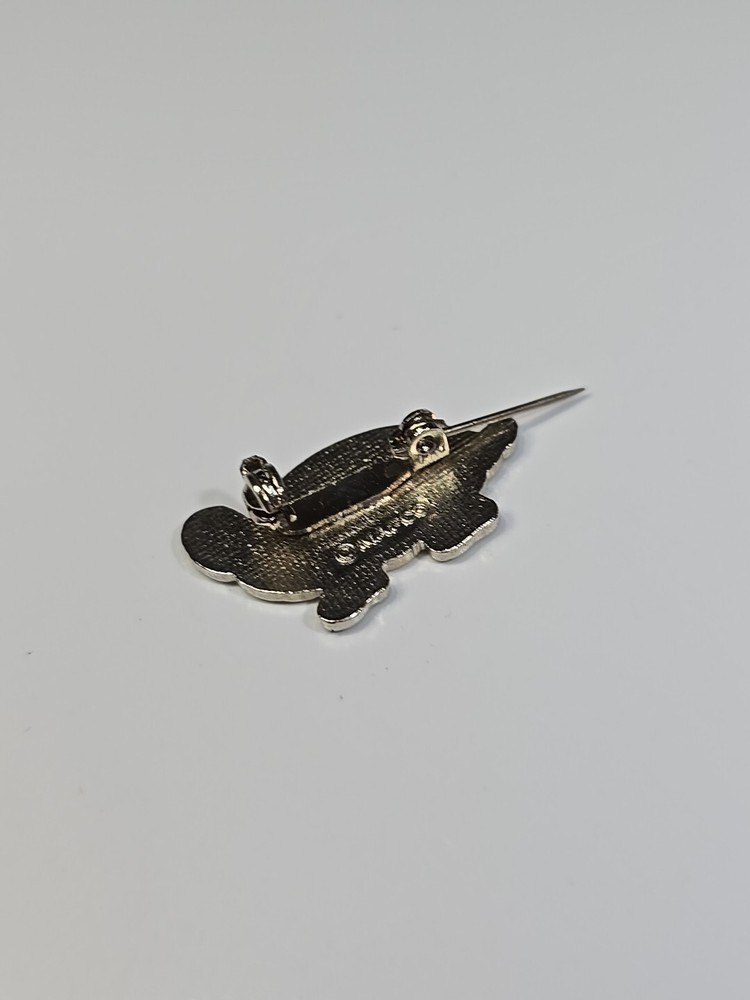 525 Turtle Bowling Score Lapel Pin Small Size