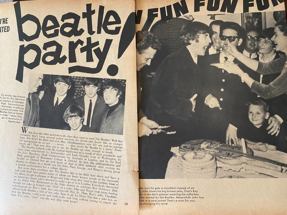 The Beatles, Two Page Vintage Clipping, aa