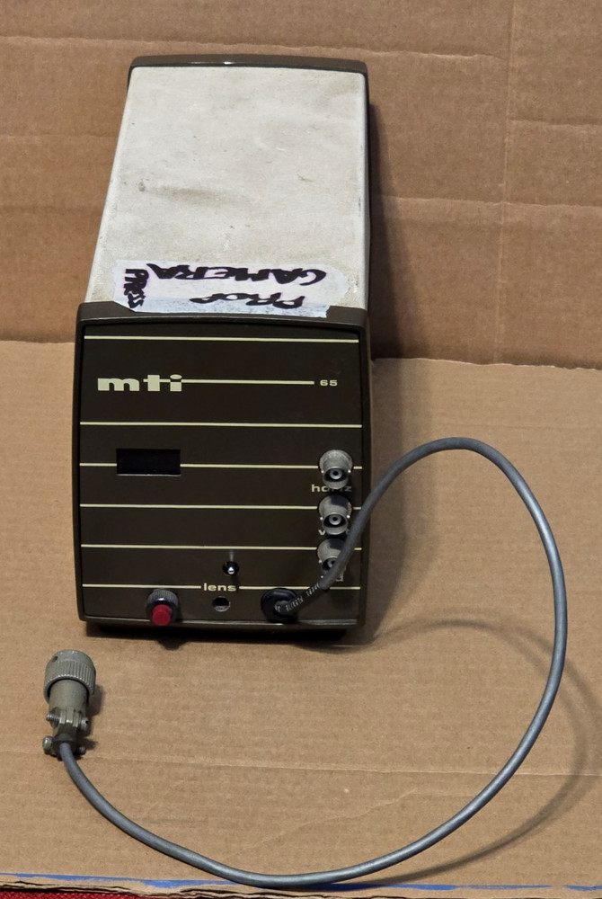 MTI VC-65DX Video Camera