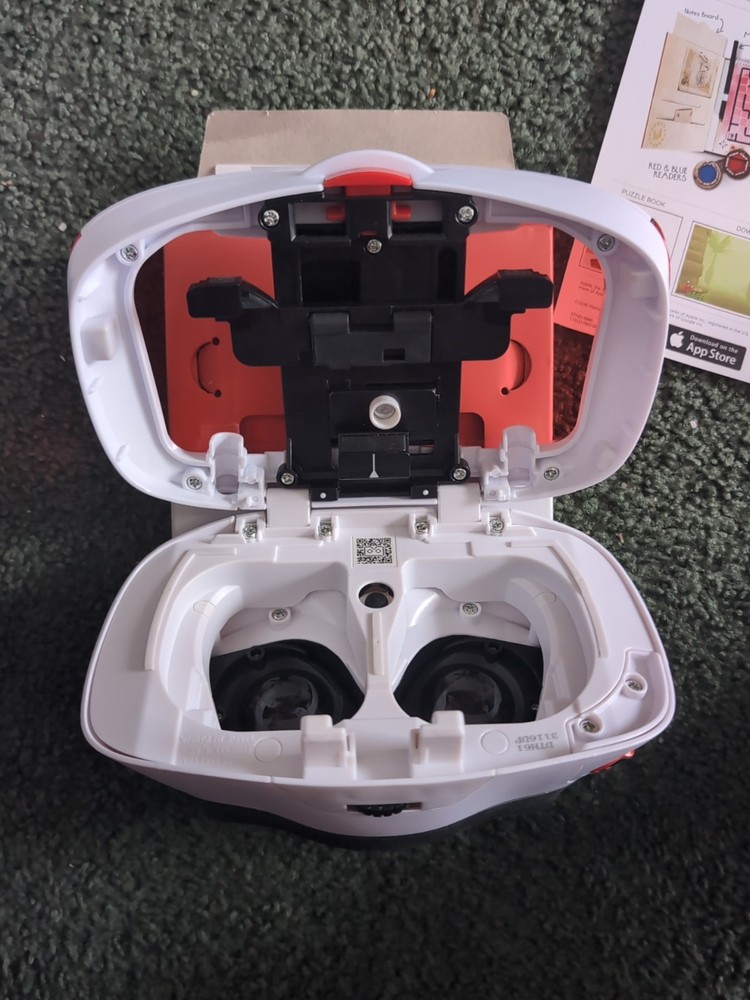 Mattel - View-Master Virtual Reality Starter Pack Plus Bonus Destination Pack