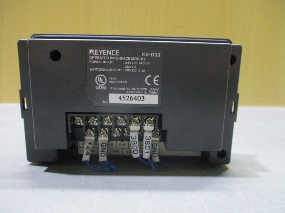 KEYENCE KV-D30 Operator Panel HMI DAVR70903C035 USED