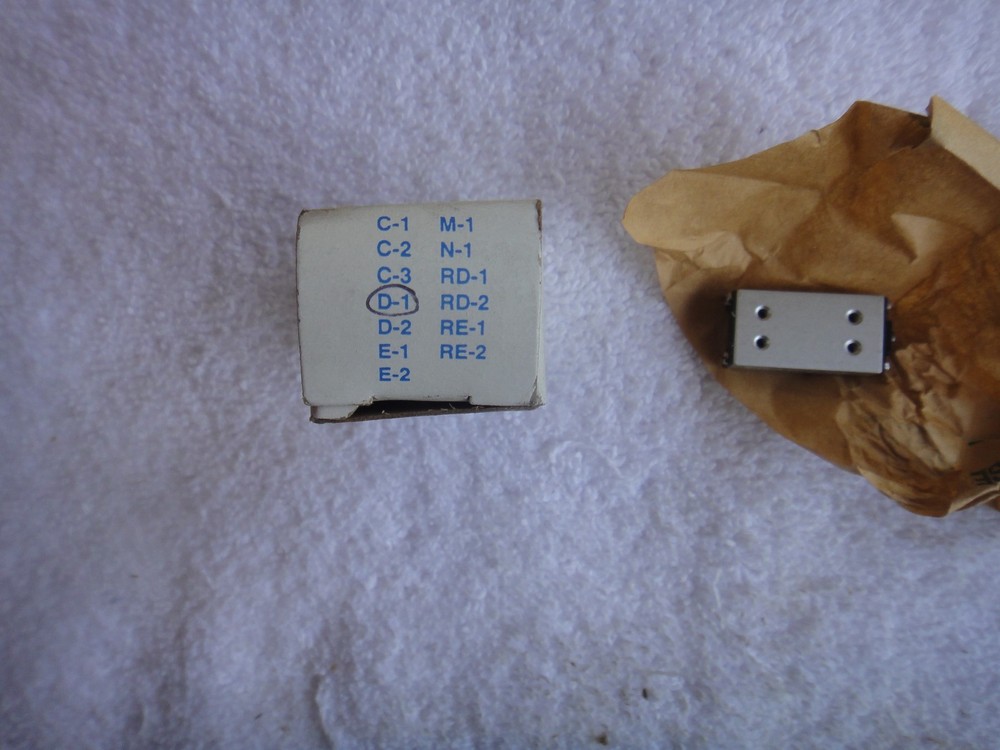 NIB Del-Tron D-1 Linear Slide DTS750