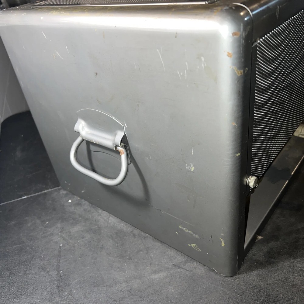 Varian Associates Leak Detector Model 975-0000