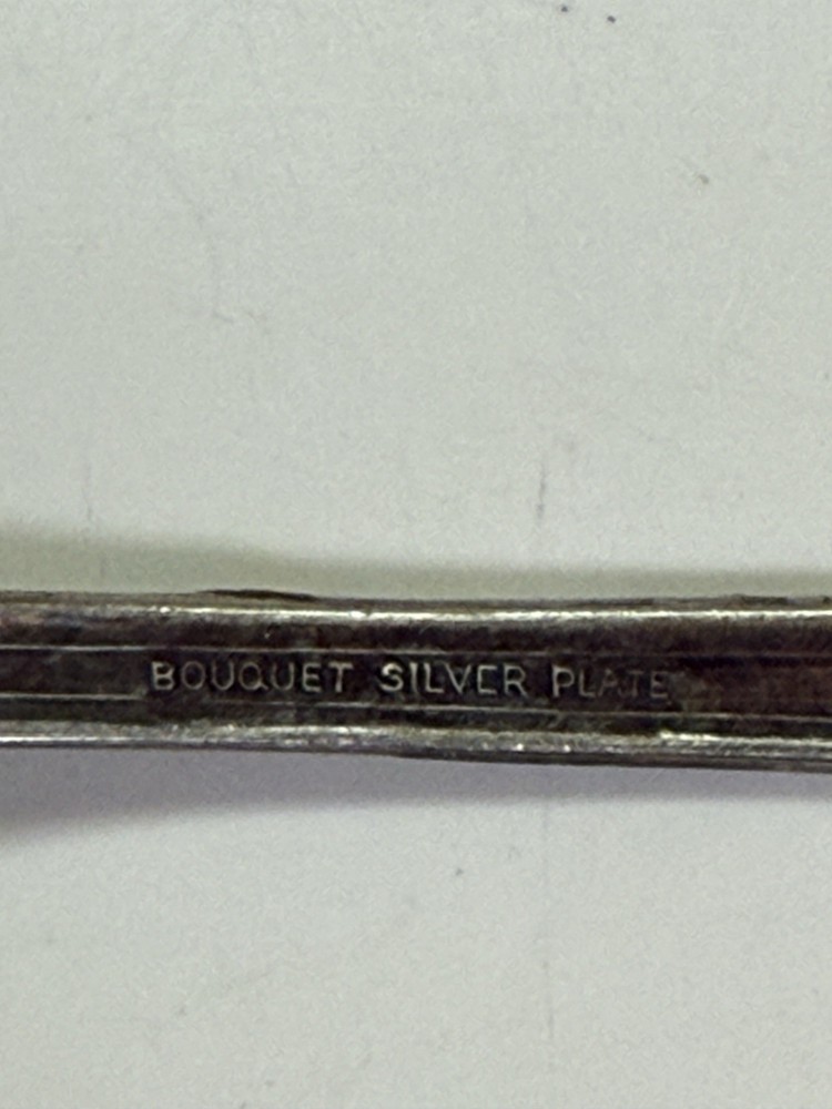 Bouquet Solid Smooth Casserole Spoon