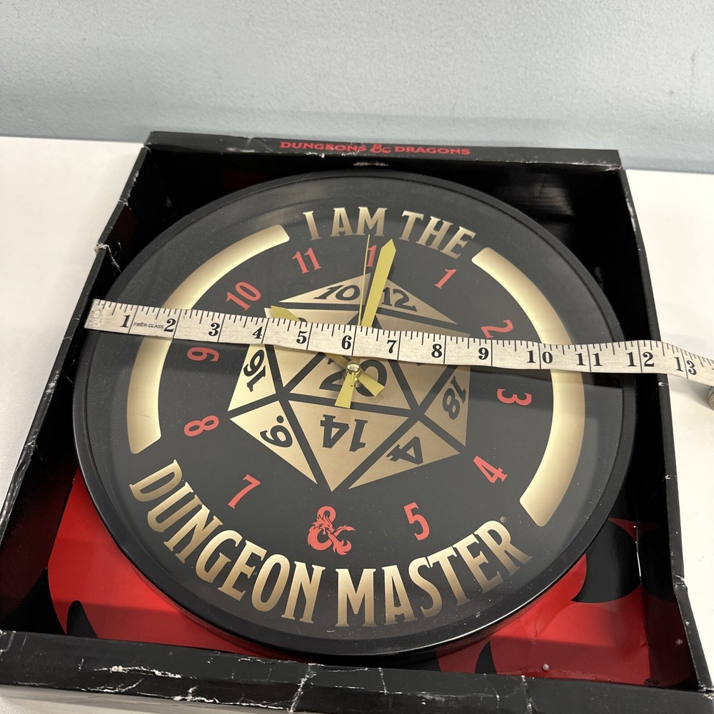 Dungeons & Dragons Dungeon Master Clock NEW Box distressed/light scratches frame