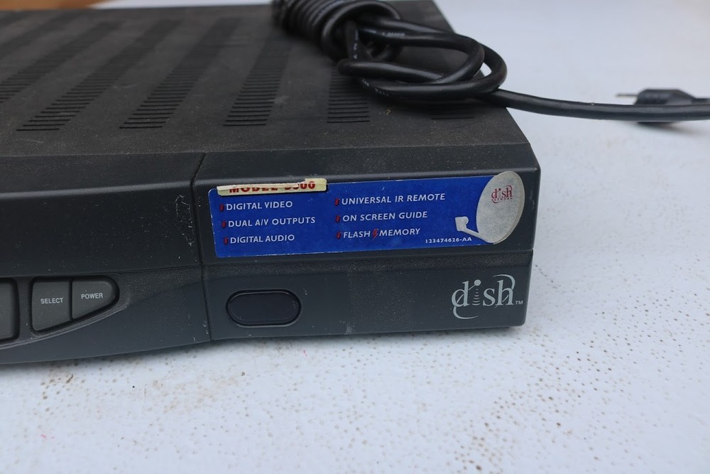 ECHOSTAR Dish Satellite TV Receiver Model 3000