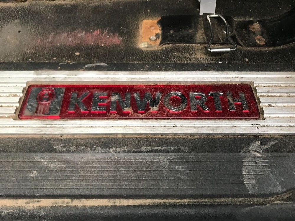 Kenworth T680 ALUMINUM/POLY Left/Driver THRESHOLD Trim/Panel