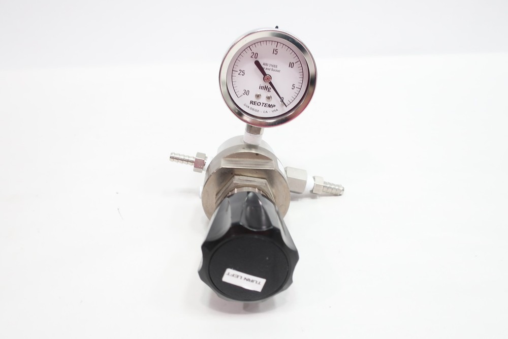 Tescom DVA15BBPFFFF Vacuum Regulator