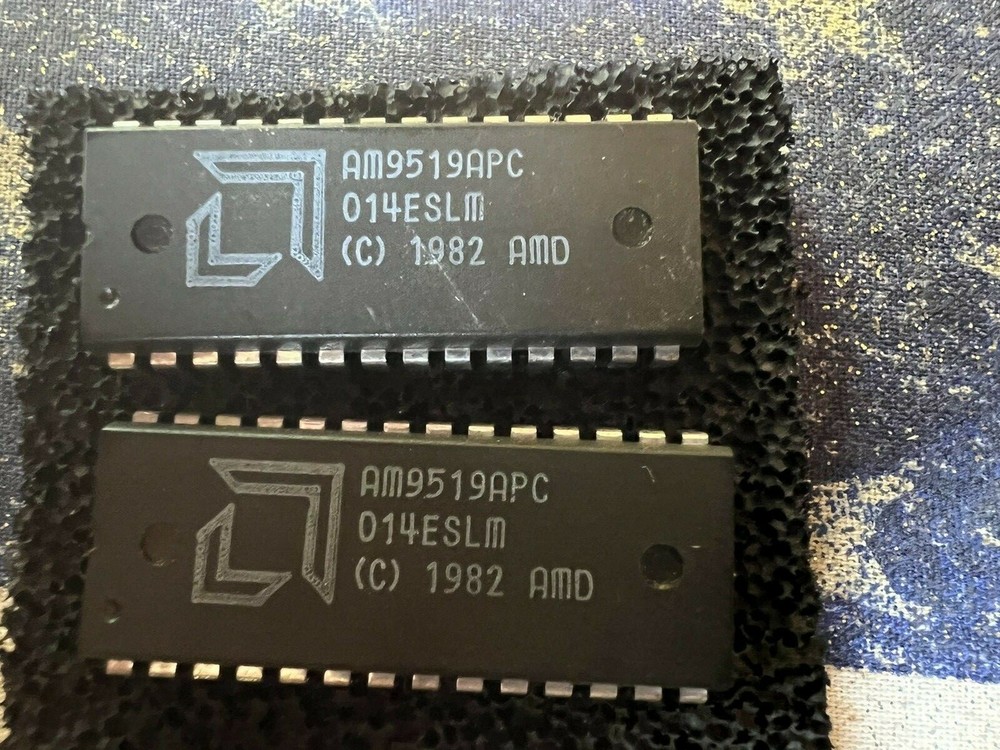 **  Quantity 2  **  AMD AM9519APC