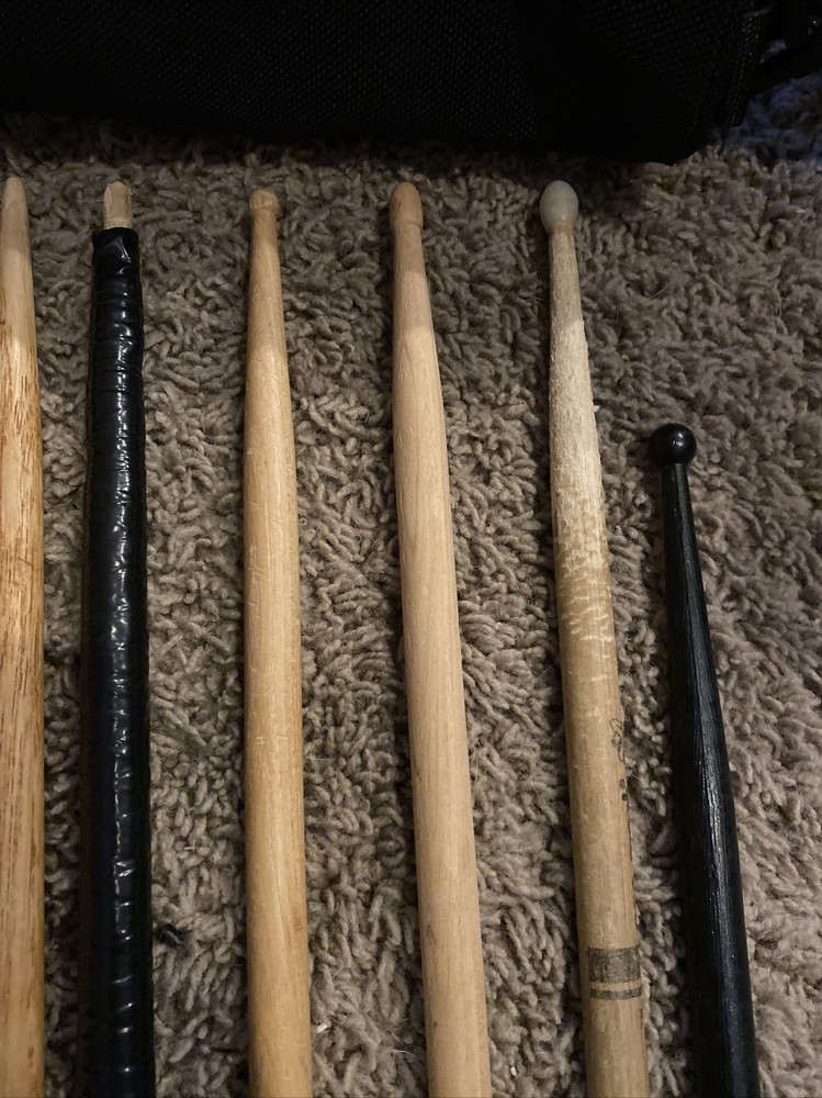 drum stick bag with Various Drumsticks