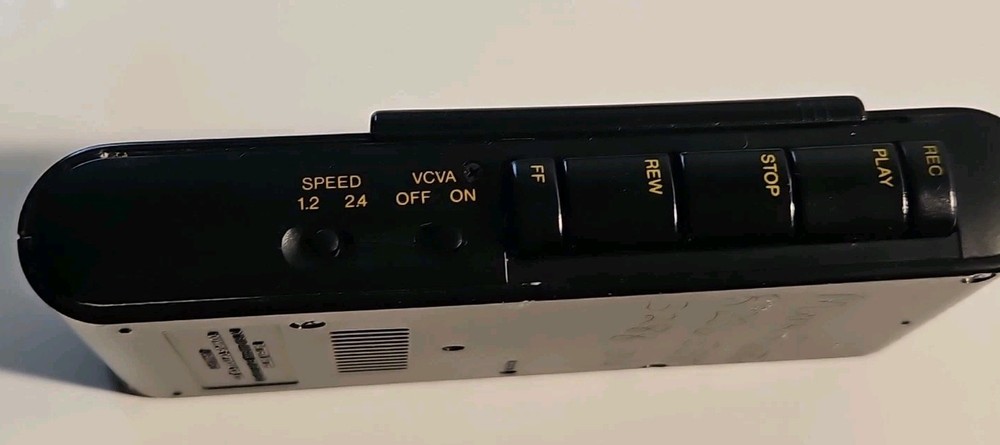 OLYMPUS PEARLCORDER S930 Handheld Microcassette Audio Recorder Working
