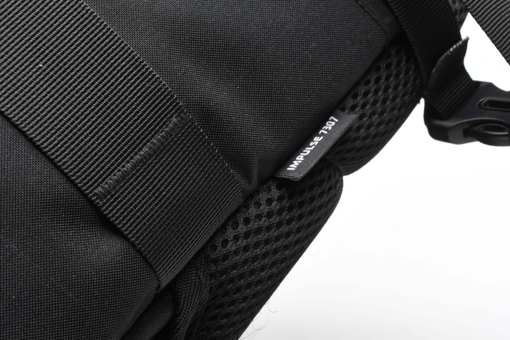 Promaster Impulse 7307 Sling camera bag, Very clean