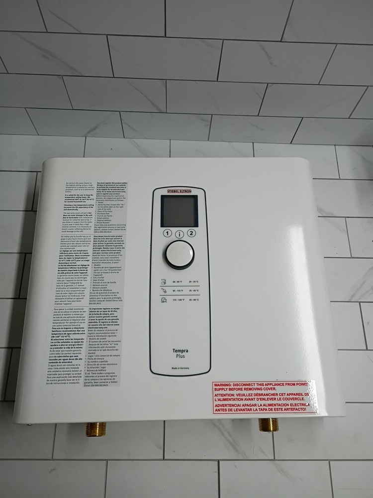 STIEBEL ELTRON 239225 Tempura 36 Plus Electric Tankless Water Heater READ DISCRI