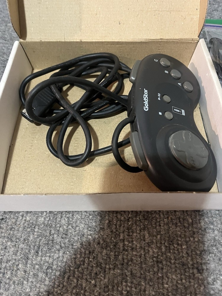 Goldstar Control Pad Model GPA111M Untested