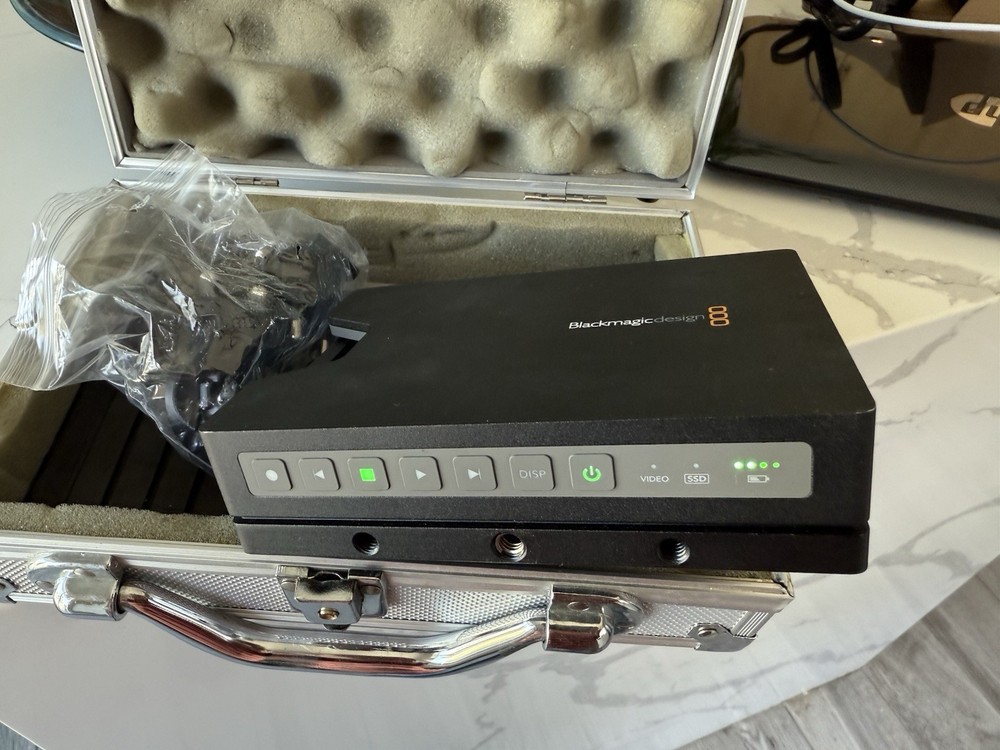 BLACKMAGIC RECORDER