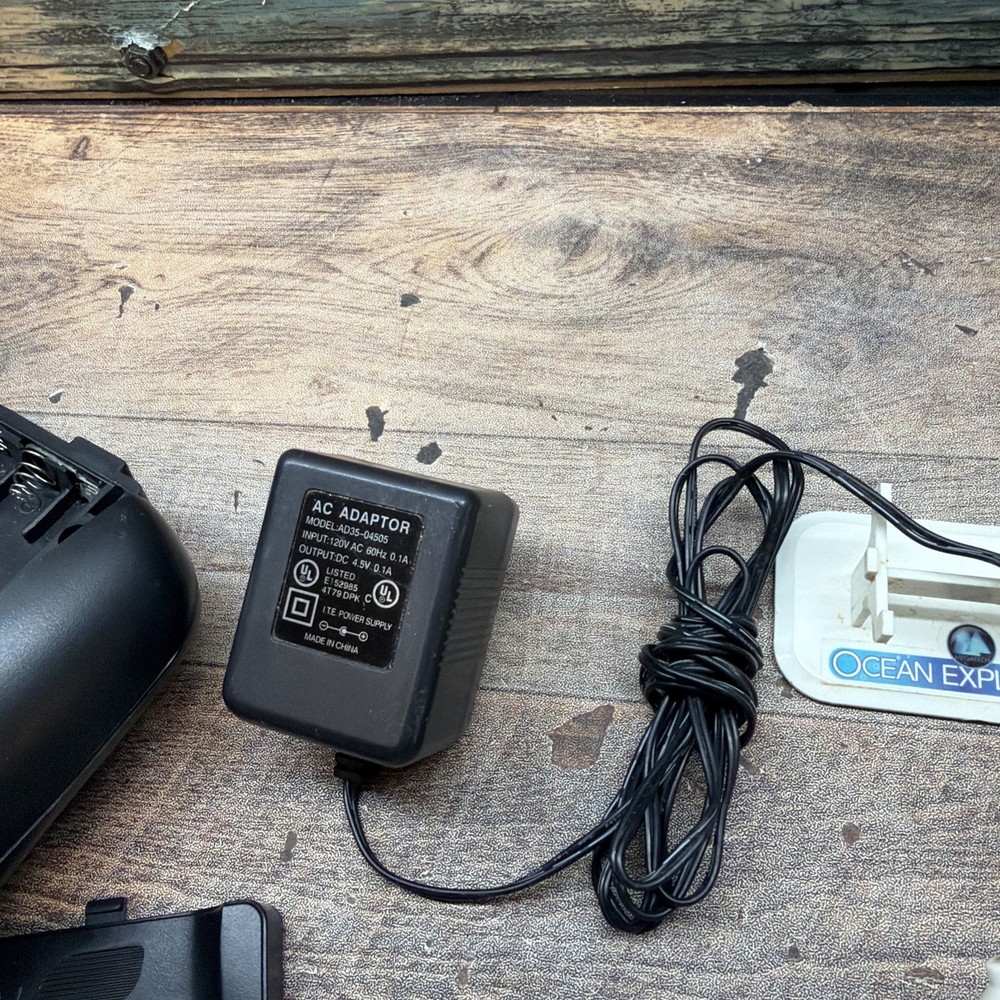 Megatech International Ocean Explorer 1 Micro Submarine & Controller Parts OrRep