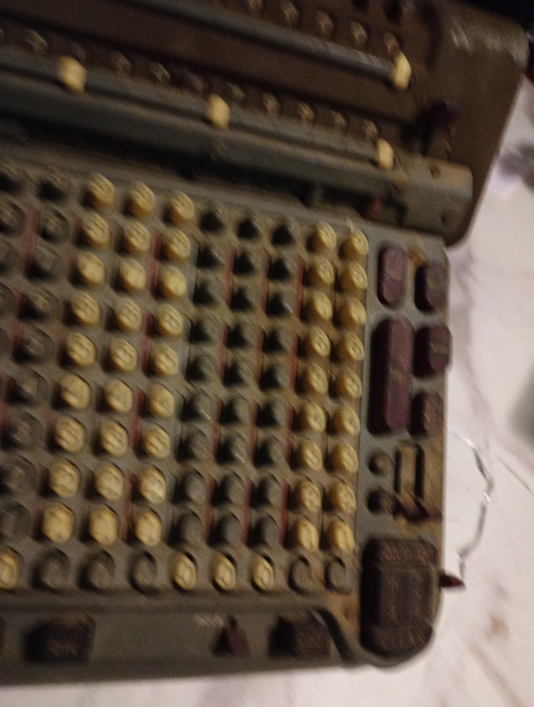 Vintage Monroe Monromatic CSA-10 Machine Calculator OLD Collectible Not Working