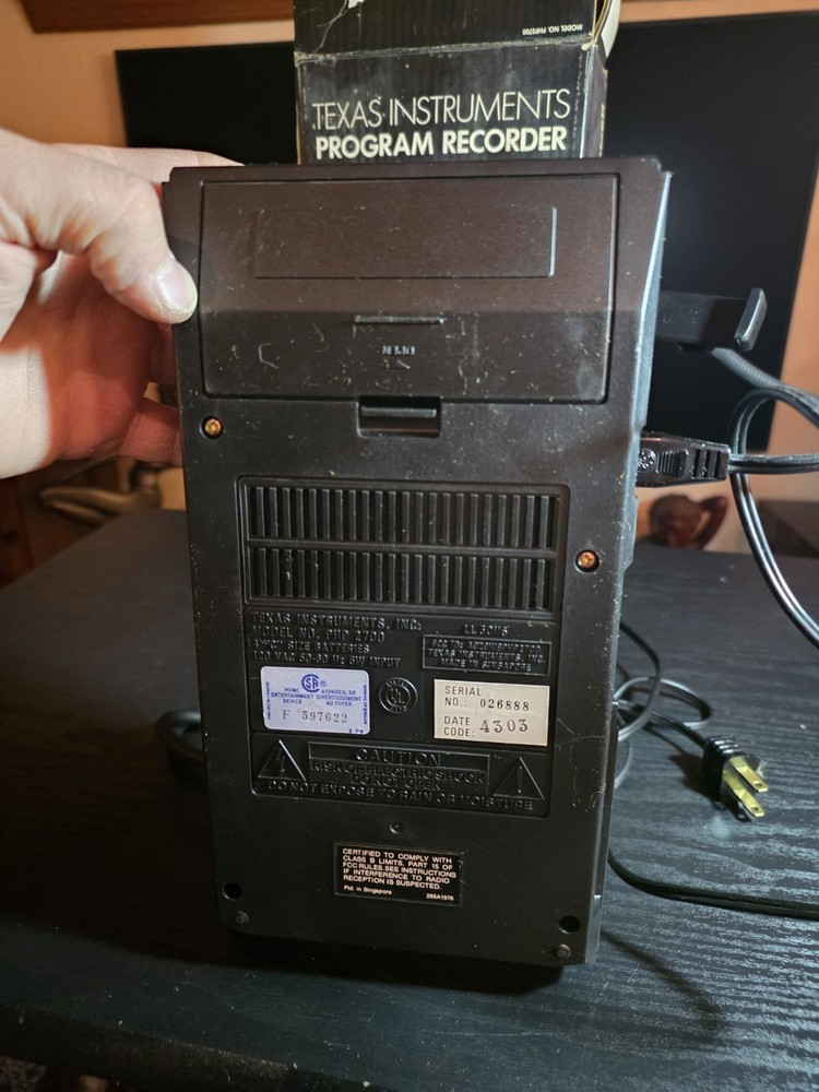 VINTAGE TEXAS INSTRUMENTS PROGRAM RECORDER CASSETTE PLAYER / RECORDER PHP2700