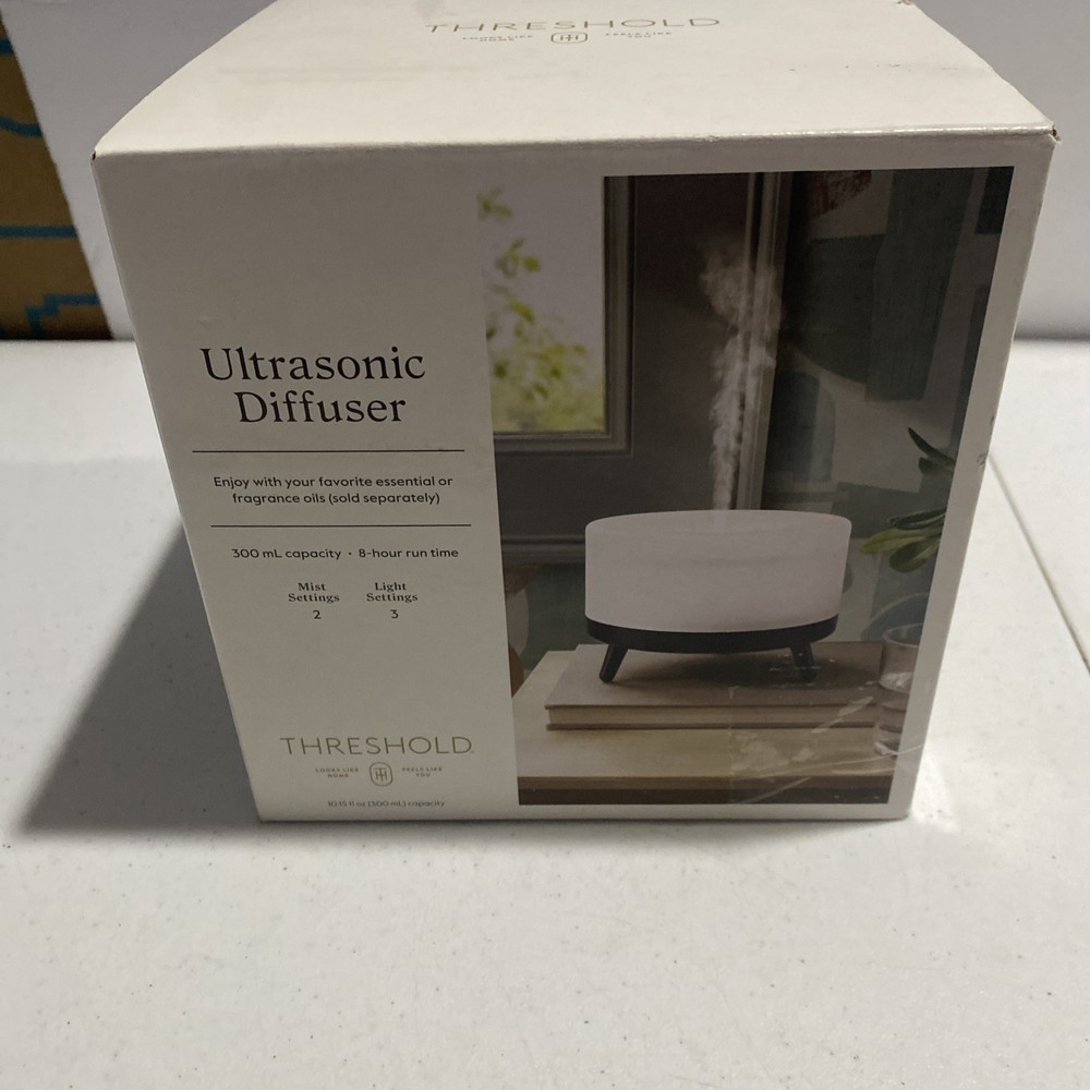 300ml Mid-Century Large White and Black Footed Base Diffuser -