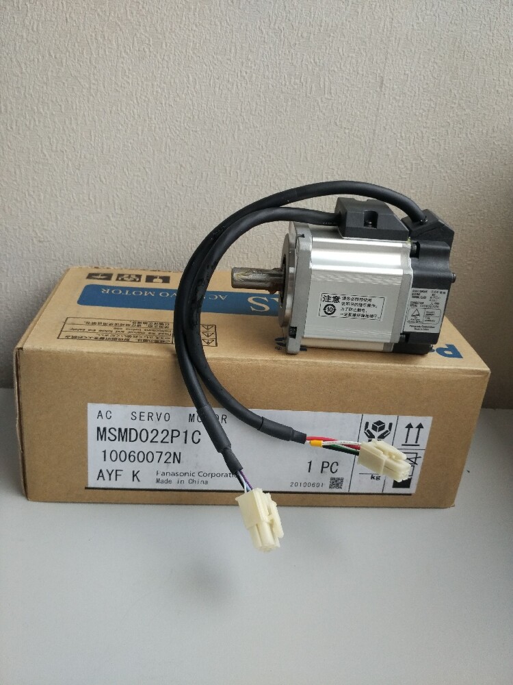 NEW IN BOX MSMD022P1C 200W servo motor