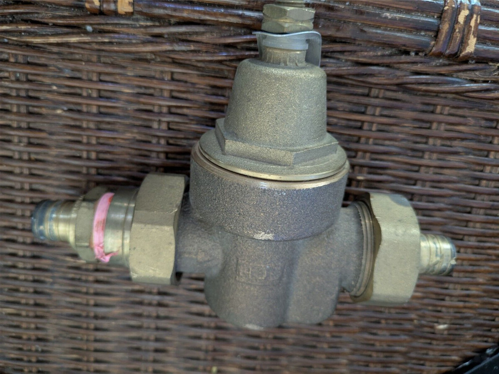 WATTS Pressure Reducing Value set 50 PSI RANGE 25-75 PSI N55B MAX PRESSURE 400 P