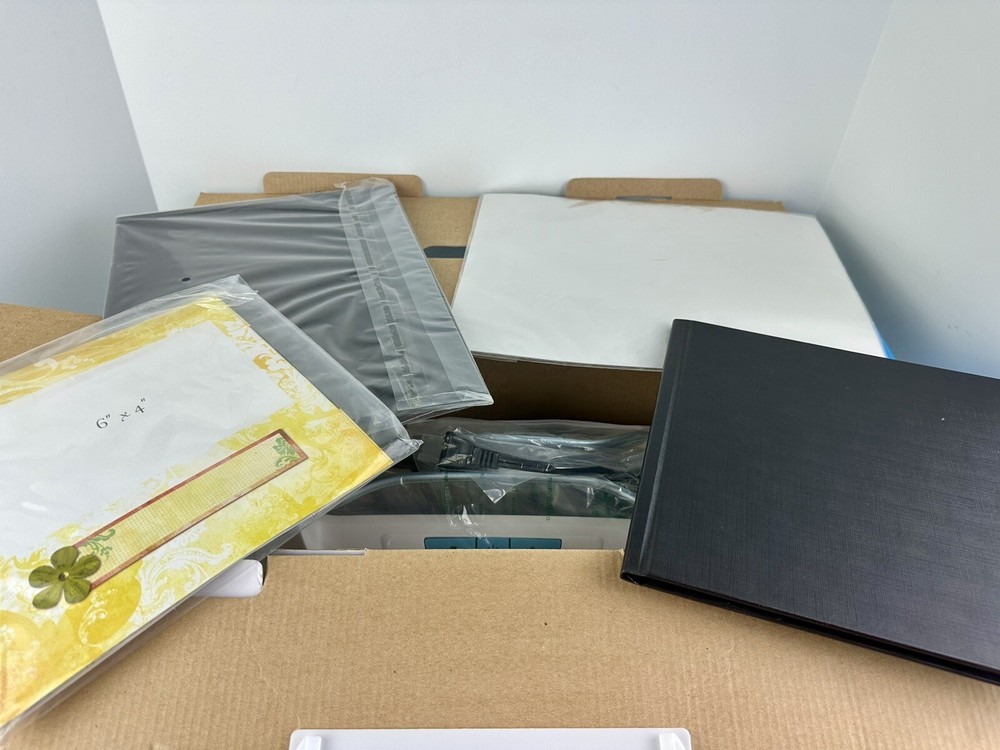 ProvoCraft YourStory Laminate/Bind LB30 Book Making Tools