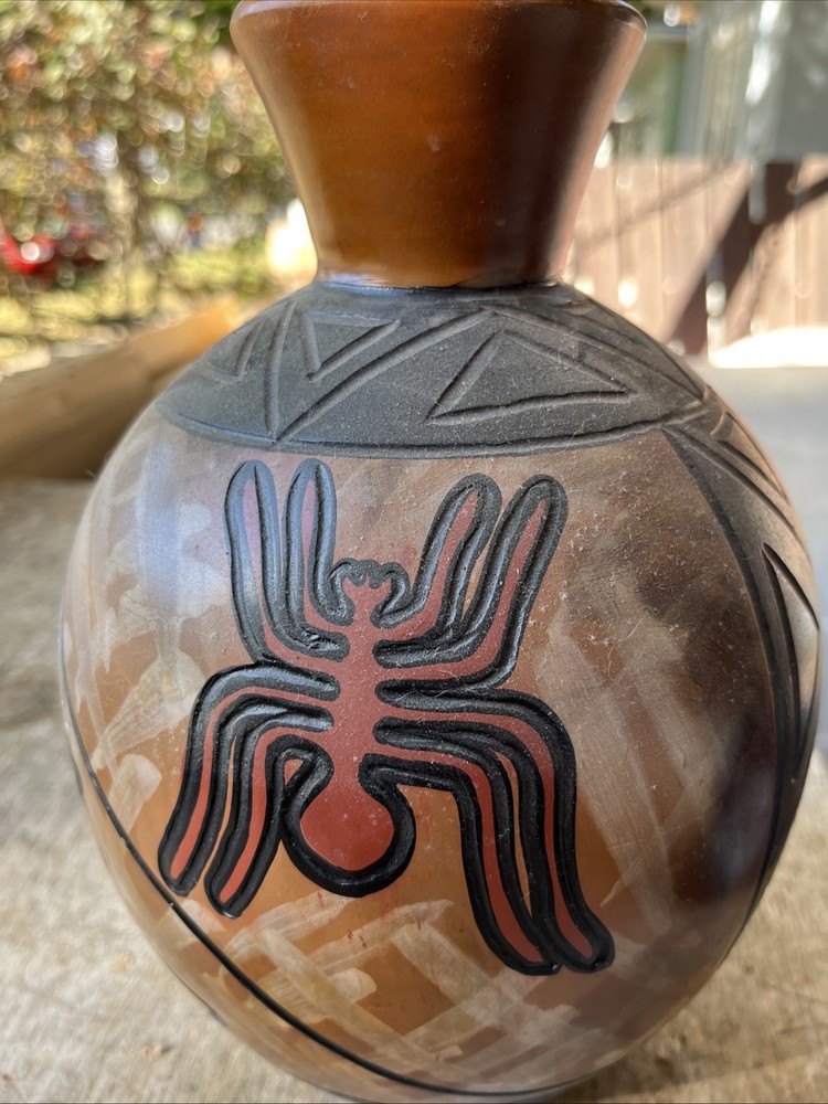 Peruvian Vase Cesar Torres
