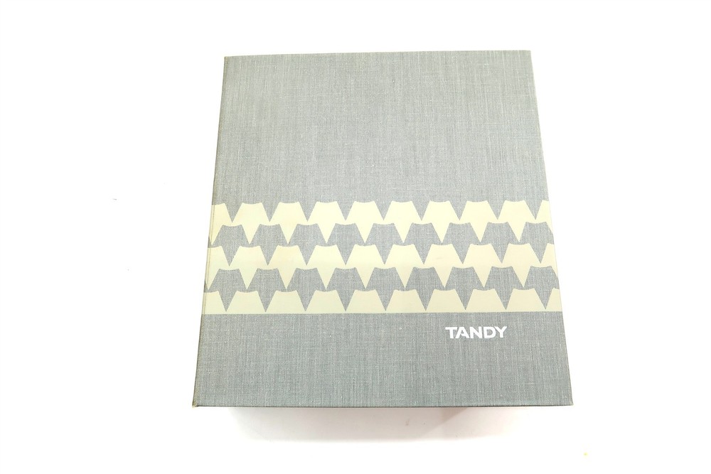 Tandy Computer MS DOS Manual Handbook in Binder Hard Case 25-4103 + Software