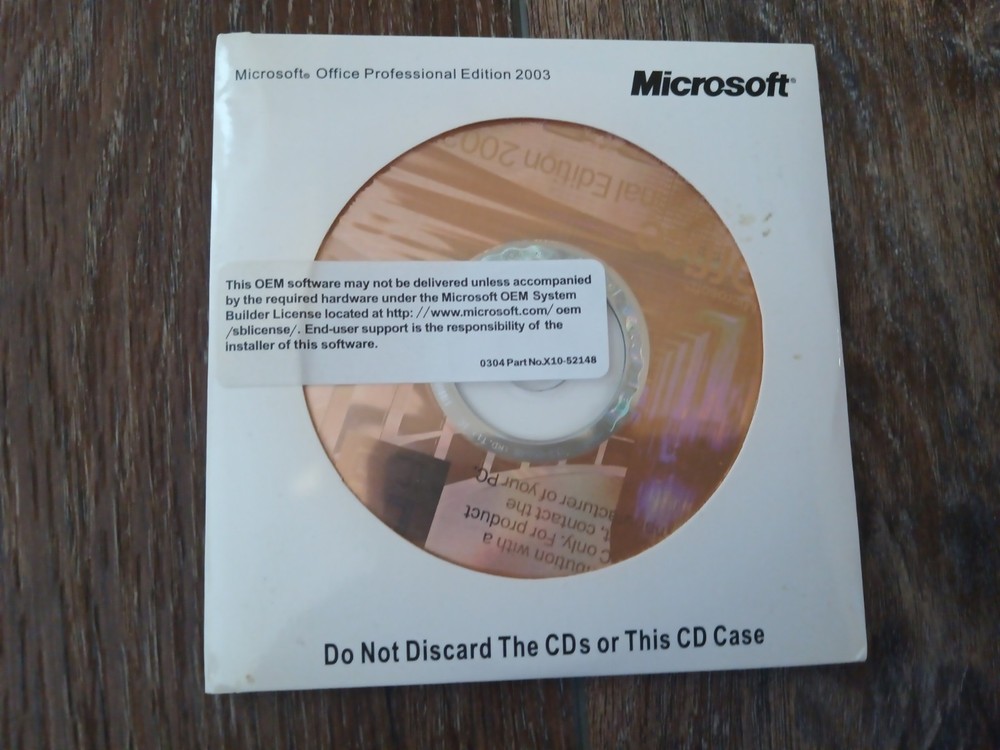 Microsoft Windows XP Home Edition SP2 Version 2002 + Microsoft Office 2003 Prof