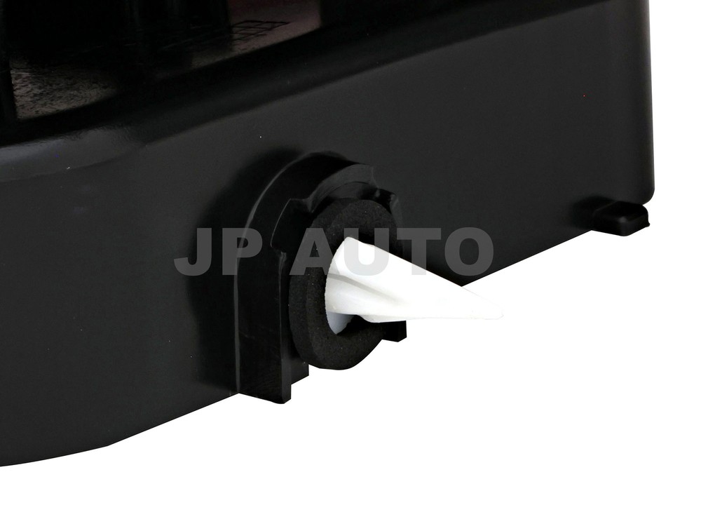 For 2013-2015 Toyota Avalon Tail Light Driver Side