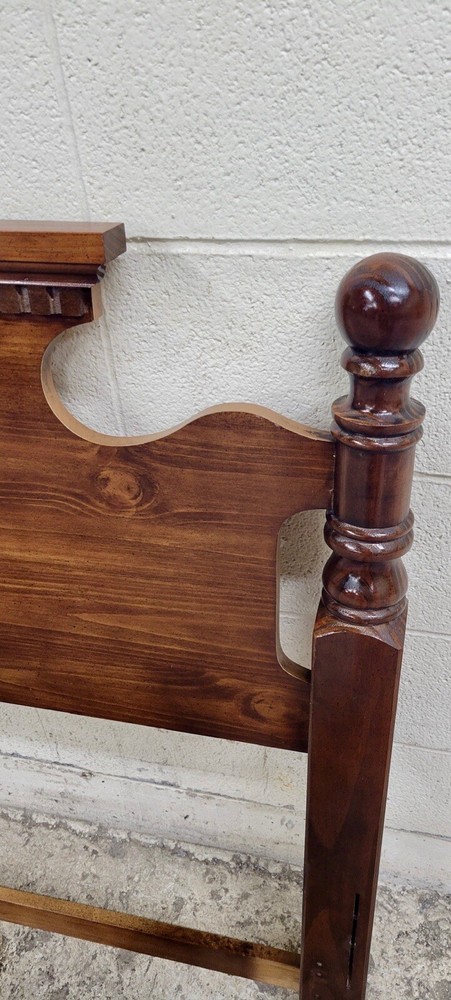Vintage Full Size Traditional Style Headboard