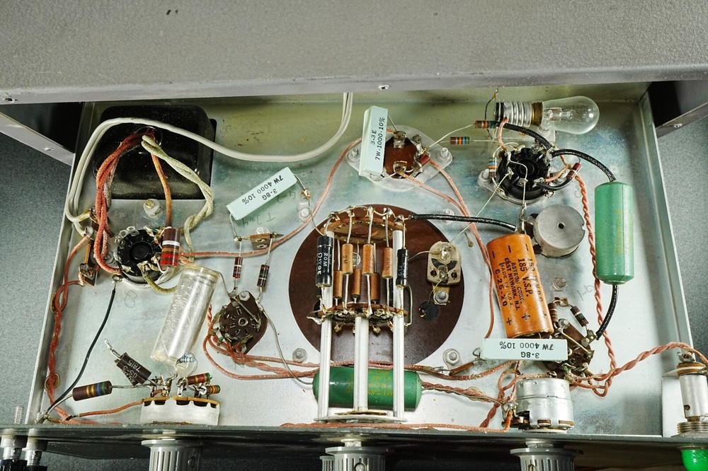 Heathkit Audio Generator Model AG-8