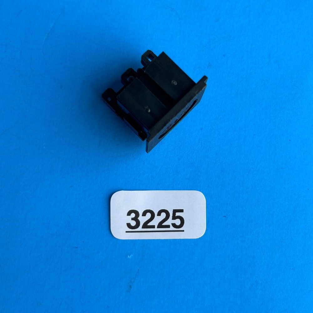 [FRS] Native Instruments MASCHINE MKI Used Part: MIDI Input/Output Socket