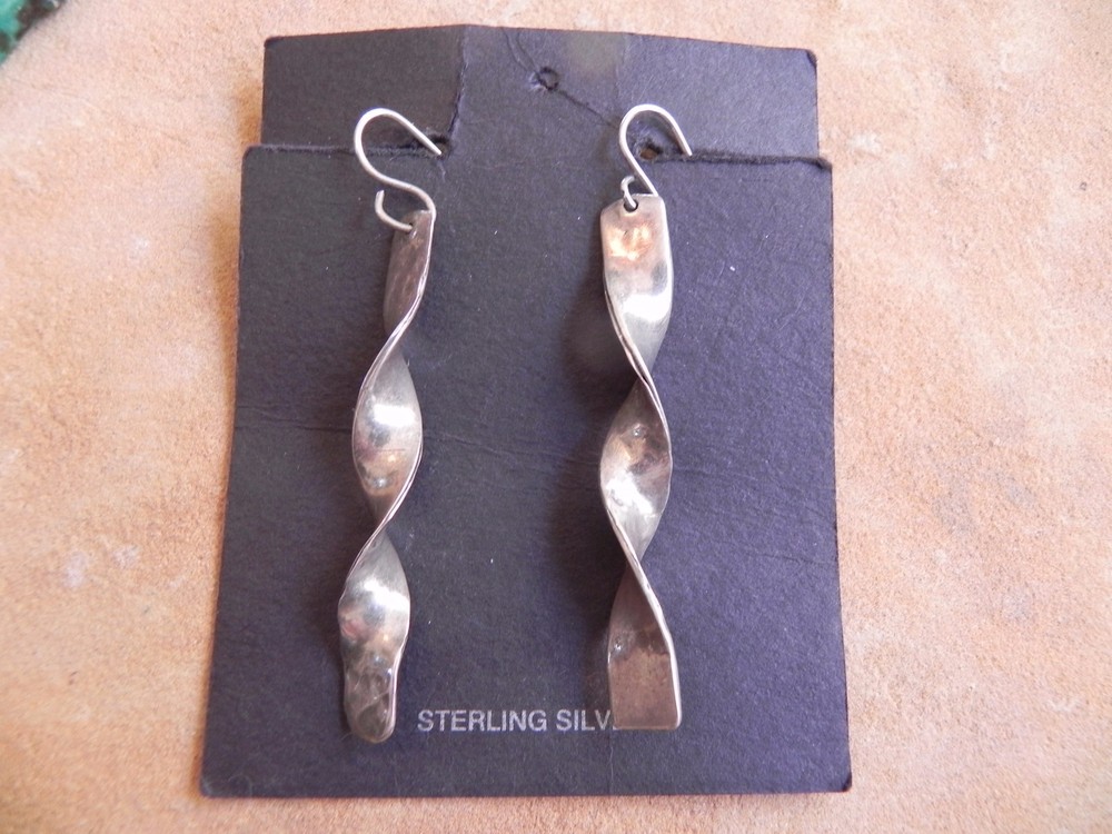 Twist Ribbon shape Sterling Silver dangle Earrings