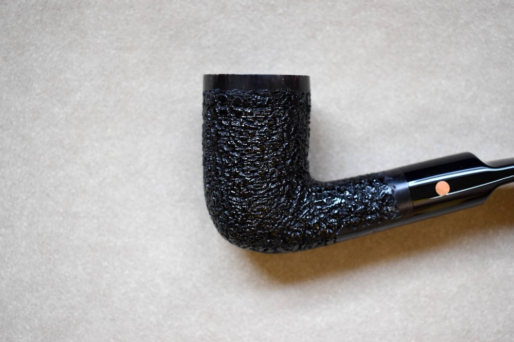 Moretti Pipe Black Rusticated Freehand