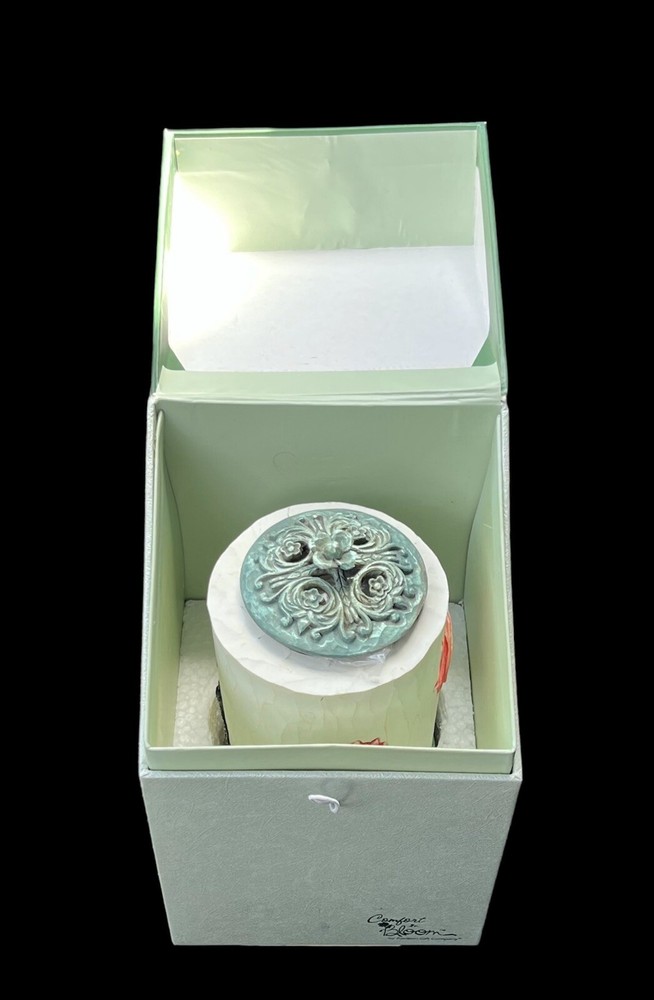 NIB Comfort Bloom MOTHER 2007 Pavilion Gift Co. Tealight #05903