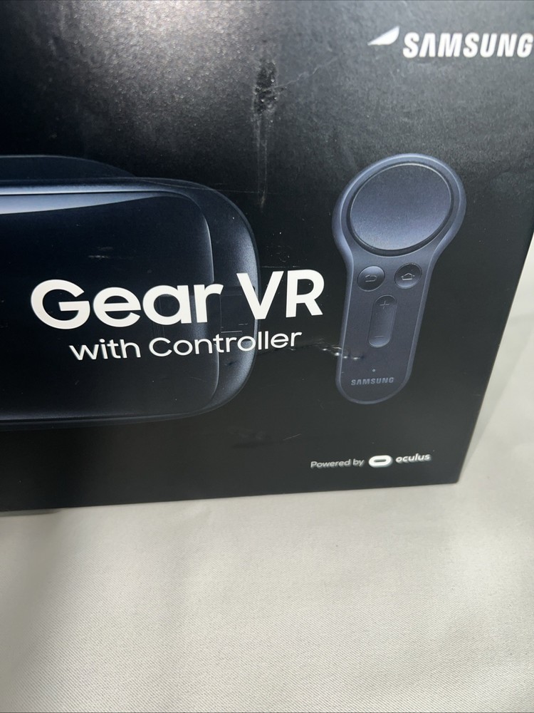 Samsung Gear VR with Controller Black Powered by oculus