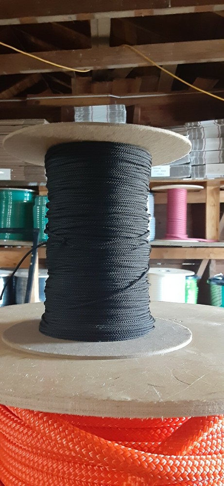 1/16 " x 900 ft. Diamond Braid Polyester Rope Spool.Black . No Core