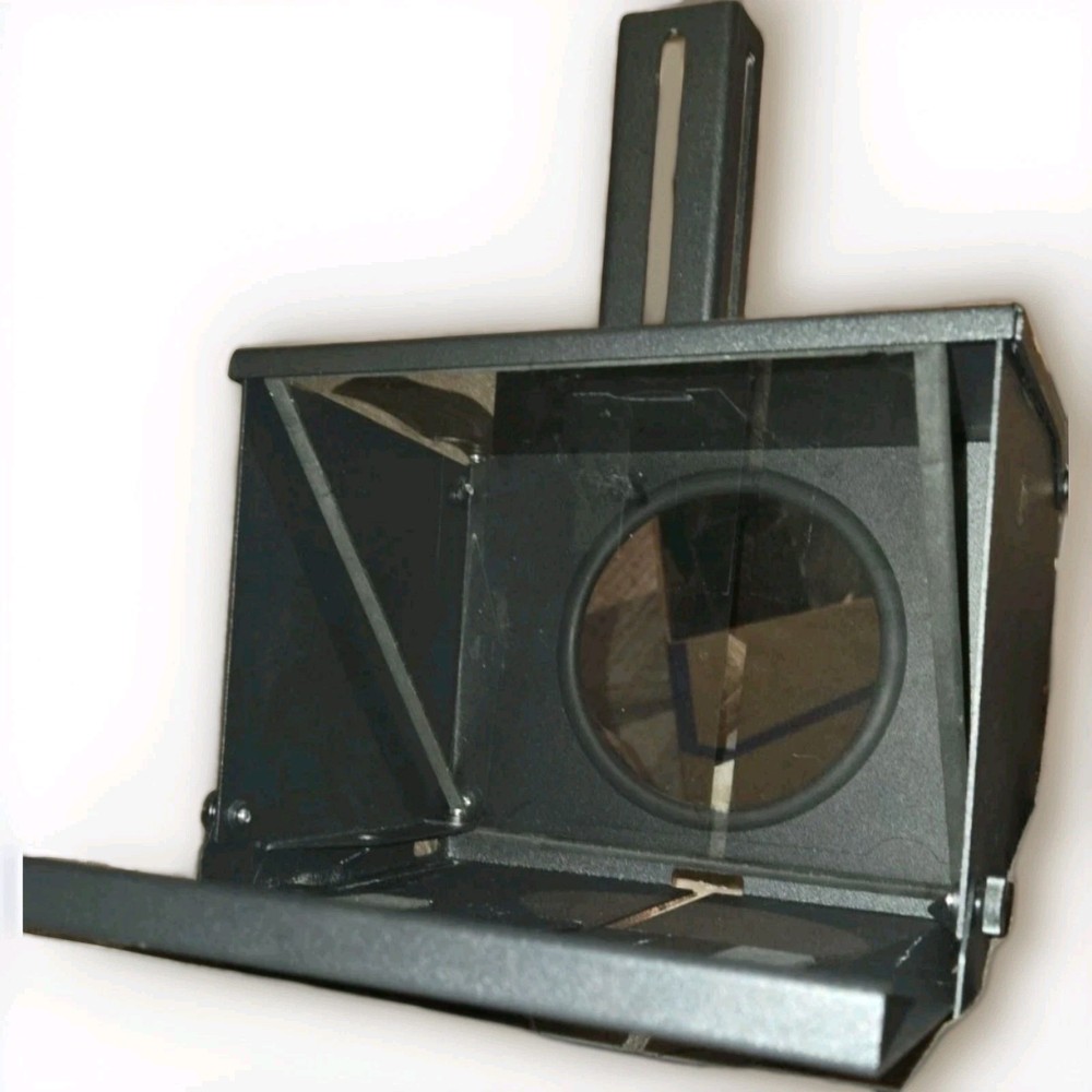 Teleprompter, Black