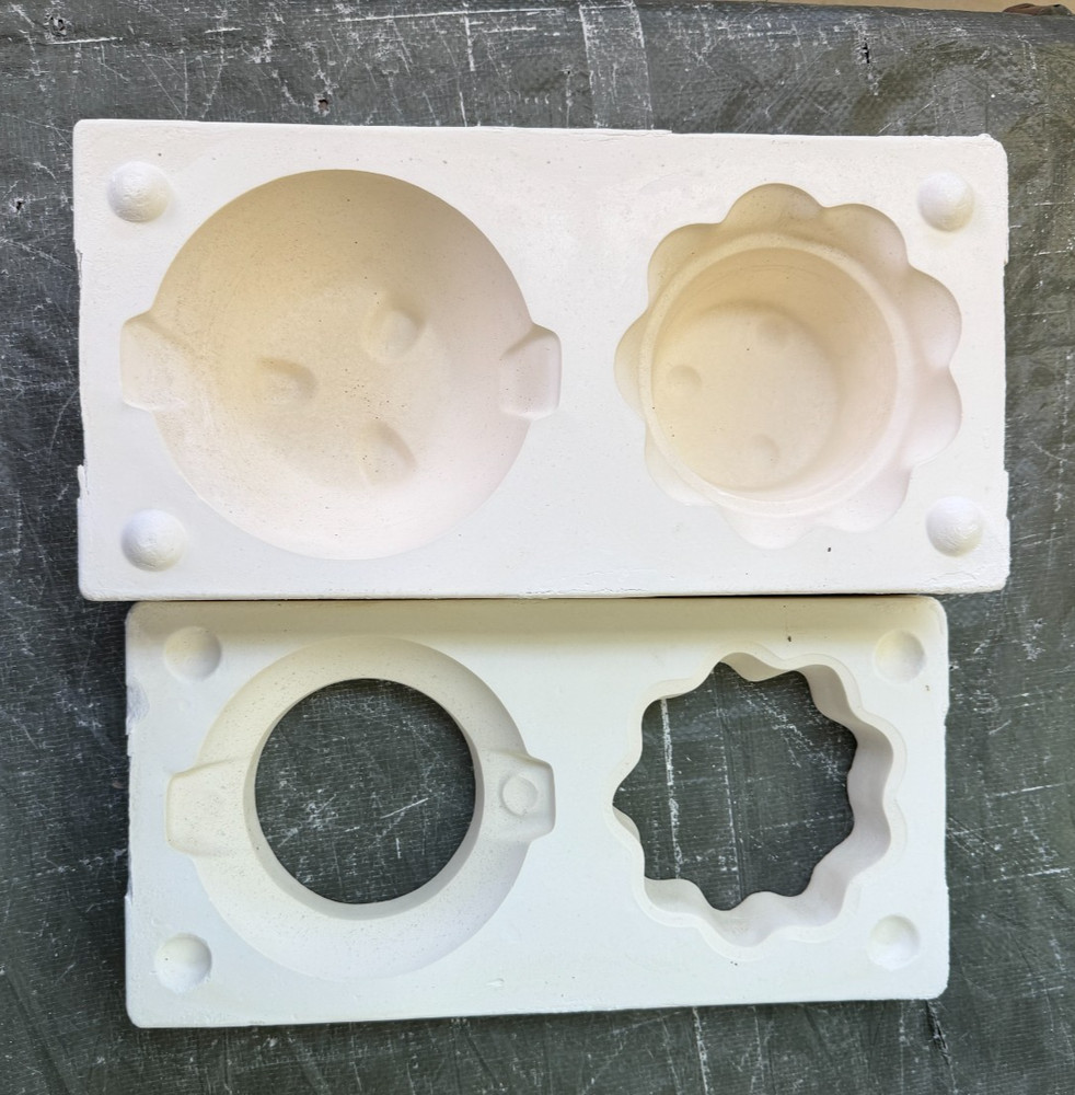 VINTAGE JOHN'S CERAMIC MOLD #511 FLOWER POT