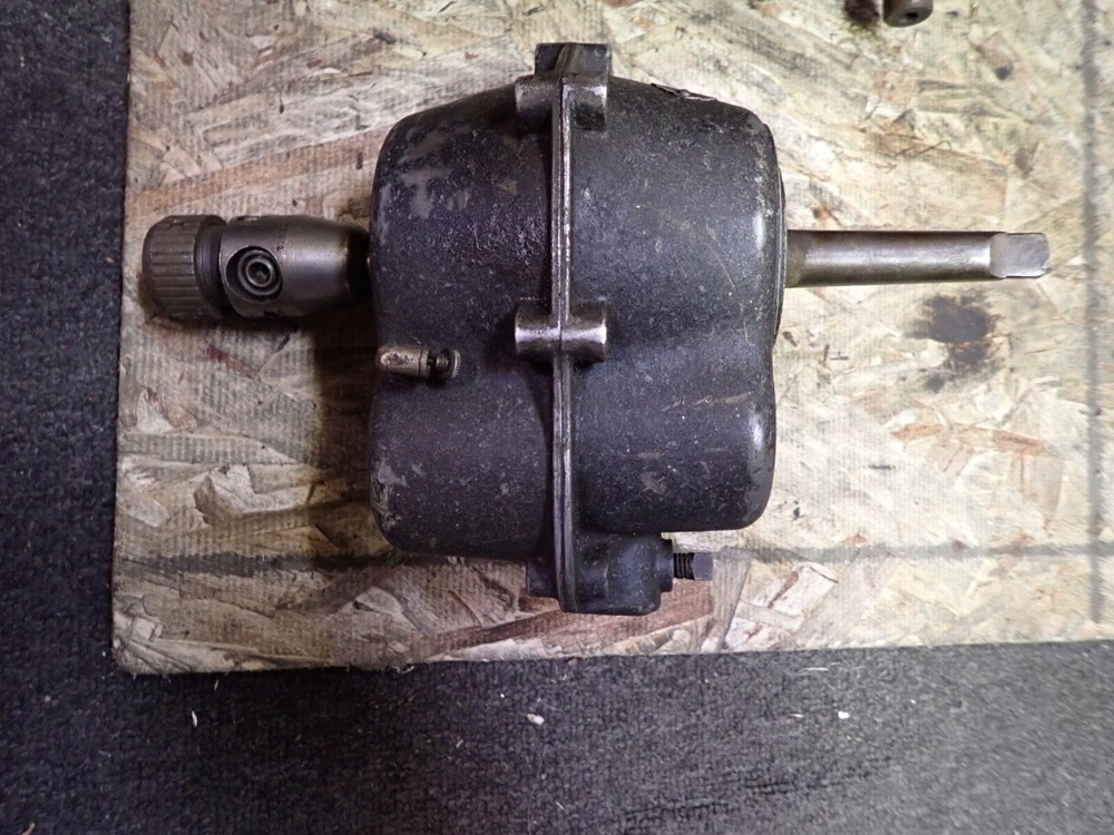 ETTCO MDL 2B #10-3/8" CAPACITY 2MT SHANK TAPPING HEAD